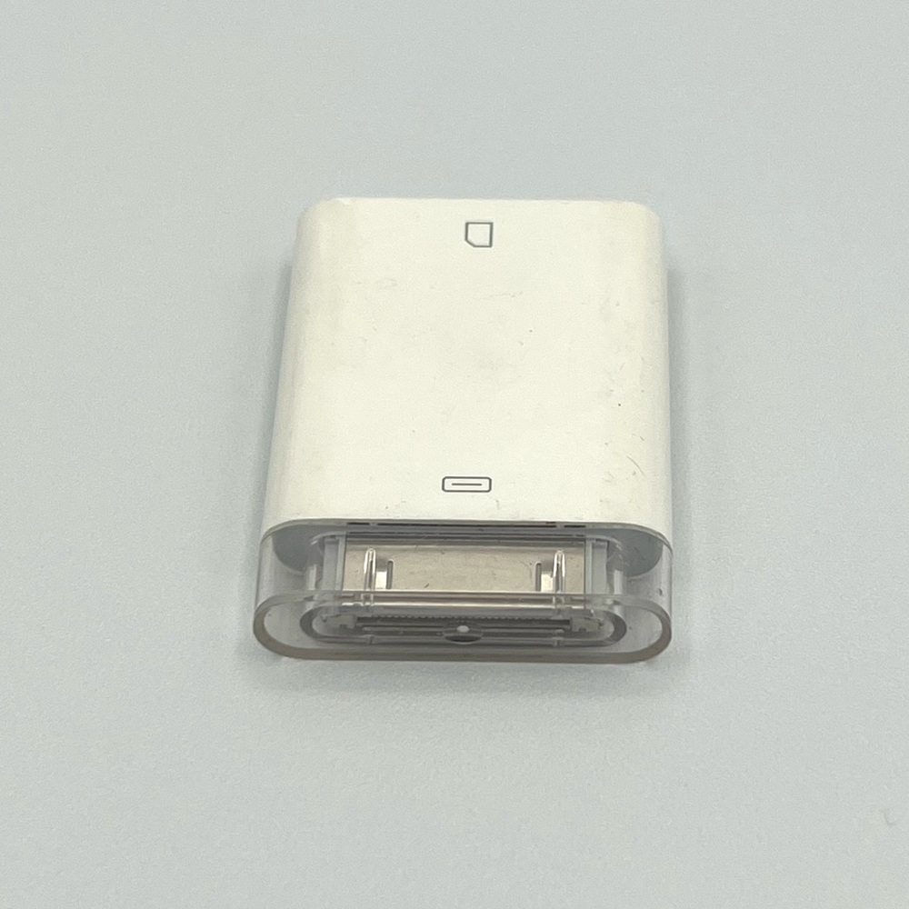 Apple iPad Camera Connection - Picture 4 of 12